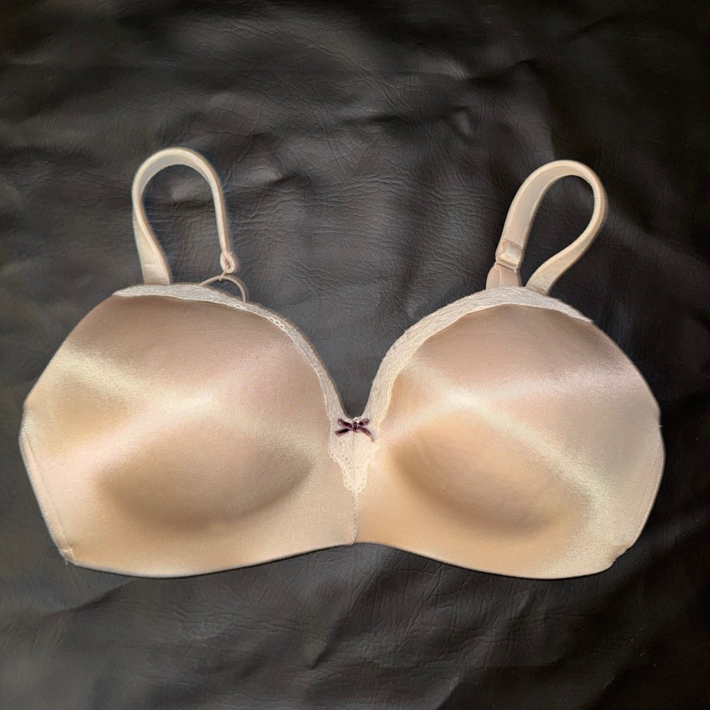 CACIQUE Lightly Lined Wireless T-Shirt Bra Beige Lace Trim Bow 36 DD
